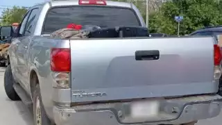 La camioneta en realidad llevaba un arco deportivo