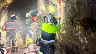 Uno de los principales frentes de trabajo se concentra en el retiro de “jal” en la rampa de acceso