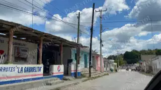 Transformador quemado deja sin luz a nueve comunidades de Hopelchén
