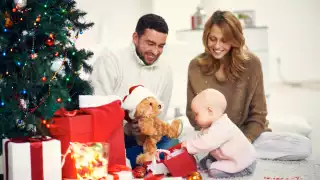 Regalos con propósito: lo que Santa puede dejar bajo el árbol según la edad