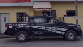 Expareja irrumpe en vivienda y apuñala a una mujer frente a sus hijas en Kanasín