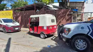Taxistas reclaman a pochimóviles por operar sin permisos en zona céntrica