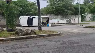 Lluvias de este domingo dejan tres percances viales en Chetumal