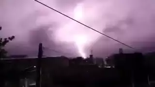 Colonias de Ciudad del Carmen quedaron sin luz tras fuerte tormenta eléctrica