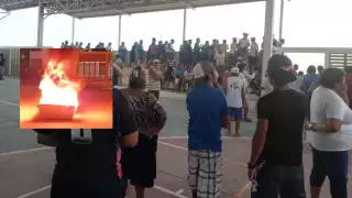 En una reunión advirtieron que continuarán con la quema de lanchas ante la inacción de la autoridad.