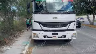 Roban camión cervecero en la avenida Maestros Campechanos, en Campeche