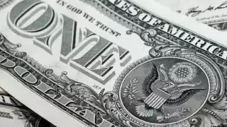 El peso se apreció ligeramente frente al dólar al inicio de la jornada