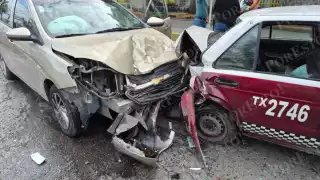 Choque múltiple frente a Zentralia deja daños millonarios y varios lesionados