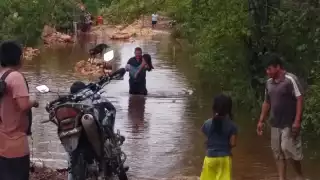 Son tres familias las afectadas por las inundaciones