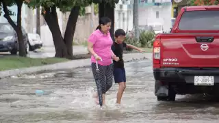 El Día del Padre en Campeche podría estar acompañado de lluvias y tormentas eléctricas, según el Servicio Meteorológico Nacional.