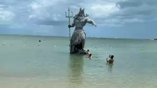 La estatua de Poseidón en Progreso fue clausurada