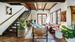 Les llevó casi dos años poder aterrizar el pago de impuesto sobre hospedaje por parte de la plataforma Airbnb