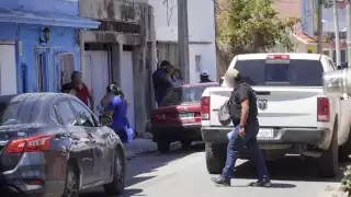 Detienen a hombre por pornografía infantil