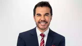 Adrián Uribe fue operado de emergencia, este es su estado de salud