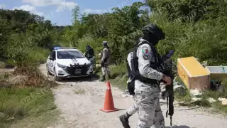 Hallan cadáver con signos de violencia en brecha de terracería