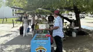 Sobreviven a las bajas ventas los vendedores ambulantes del Mercado Viejo de Chetumal, las ganancias semanales no llegan ni al salario mínimo