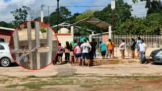 Padres de familia retuvieron a la supervisora escolar en primaria rural de Crucero San Luis.