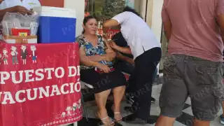 A casi dos meses del inicio de la campaña invernal 2025-2026, Campeche registra baja respuesta ciudadana a la vacunación.