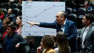 El coordinador del PRI, Rubén Moreira, definió el proyecto como un "Big Brother orwelliano y goebbeliano"