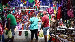La temporada decembrina impulsa el consumo y la búsqueda del regalo ideal en Campeche.