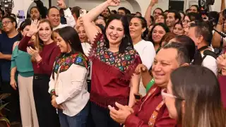 Estefanía Mercado lleva la delantera en Solidaridad