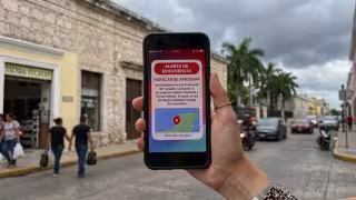 Avanza proyecto de alerta para celulares por huracanes en Yucatán