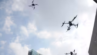 El gobierno federal indicó que las autoridades mexicanas mantienen vigilancia permanente del espacio aéreo nacional