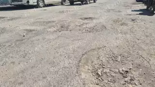 Calle 7 entre 8 y Colosio, en deplorable estado, genera riesgo para transeúntes