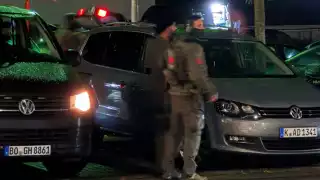 Elementos policiacos buscan al agresor en Solingen, Alemania