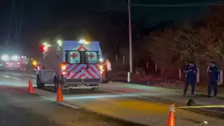 El cuerpo del motociclista quedó tendido en el Periférico de Campeche
