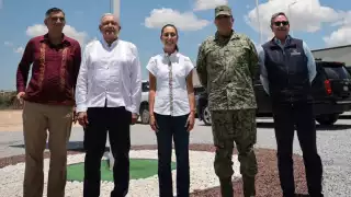 Claudia Sheinbaum acompañó al presidente Andrés Manuel López Obrador al Nuevo Centro de Aduanas de México en Nuevo Laredo, Tamaulipas