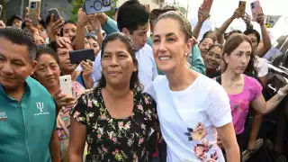 Como parte de su visita al sureste, la presidenta también inspeccionó los avances en la ampliación de la carretera Macuspana-Escárcega