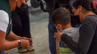 Estudios internacionales señalan que el virus del sarampión puede debilitar el sistema inmunológico del niño