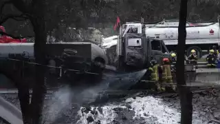 Peritos en criminalística, química, incendios, explosiones y tránsito terrestre trabajan en los peritajes iniciales