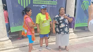 Comerciantes señalan amenazas de perder sus lugares si no pagan cuotas
