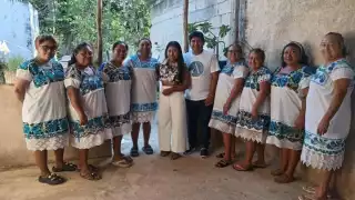 Yalitza Aparicio visitó a las Amazonas de Yaxunah en Yucatán