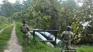 Semar en colaboración con PEMEX logró inhabilitar 32 tomas clandestinas en mayo.