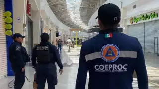 Autoridades de seguridad recorrieron el centro comercial en Chetumal