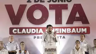 Joaquín Díaz Mena, candidato a la gubernatura de Yucatán por Sigamos Haciendo Historia