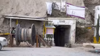 Ante la complejidad del rescate, se movilizaron alrededor de 40 especialistas en maniobras de extracción, además de personal del Ejército Mexicano