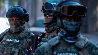 SEMAR confirma la muerte de un marino por arma de fuego.