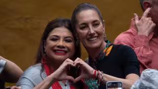 El Presidente de la República sugirió a Claudia Sheinbaum y Clara Brugada seguir con las conferencias matutinas para mantener la comunicación y fortalecer la autoridad.