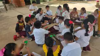 Normalistas enfrentan el desafío de enseñar en escuelas multigrado del Oriente de Yucatán