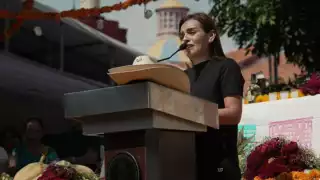 Este relevo se da en medio de un ambiente de luto y exigencias de justicia.