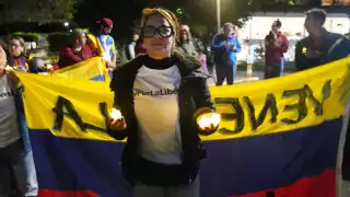 el presidente de venezuela, Nicolás Maduro, insiste en mantenerse en el poder, y Venezuela enfrenta un deterioro político y económico