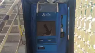 El cajero de Va y Ven tiene rota la pantalla, por lo que no puede ser utilizado