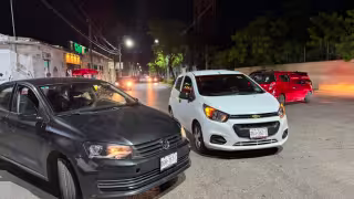 Ligero percance vial entre dos automóviles provoca afectaciones al tránsito en la colonia Santa Margarita