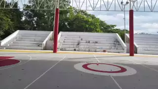 Ciudadanos lamentan obras deportivas malhechas por parte del Ayuntamiento de Othón P. Blanco y exigen claridad en las cuentas