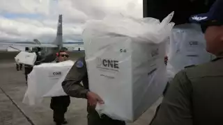 Con más de la mitad de las actas procesadas, el CNE comenzará ahora el escrutinio manual