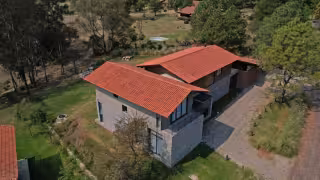 La FGR informó que las investigaciones buscan determinar si algún funcionario público incumplió los protocolos de preservación del lugar de los hechos